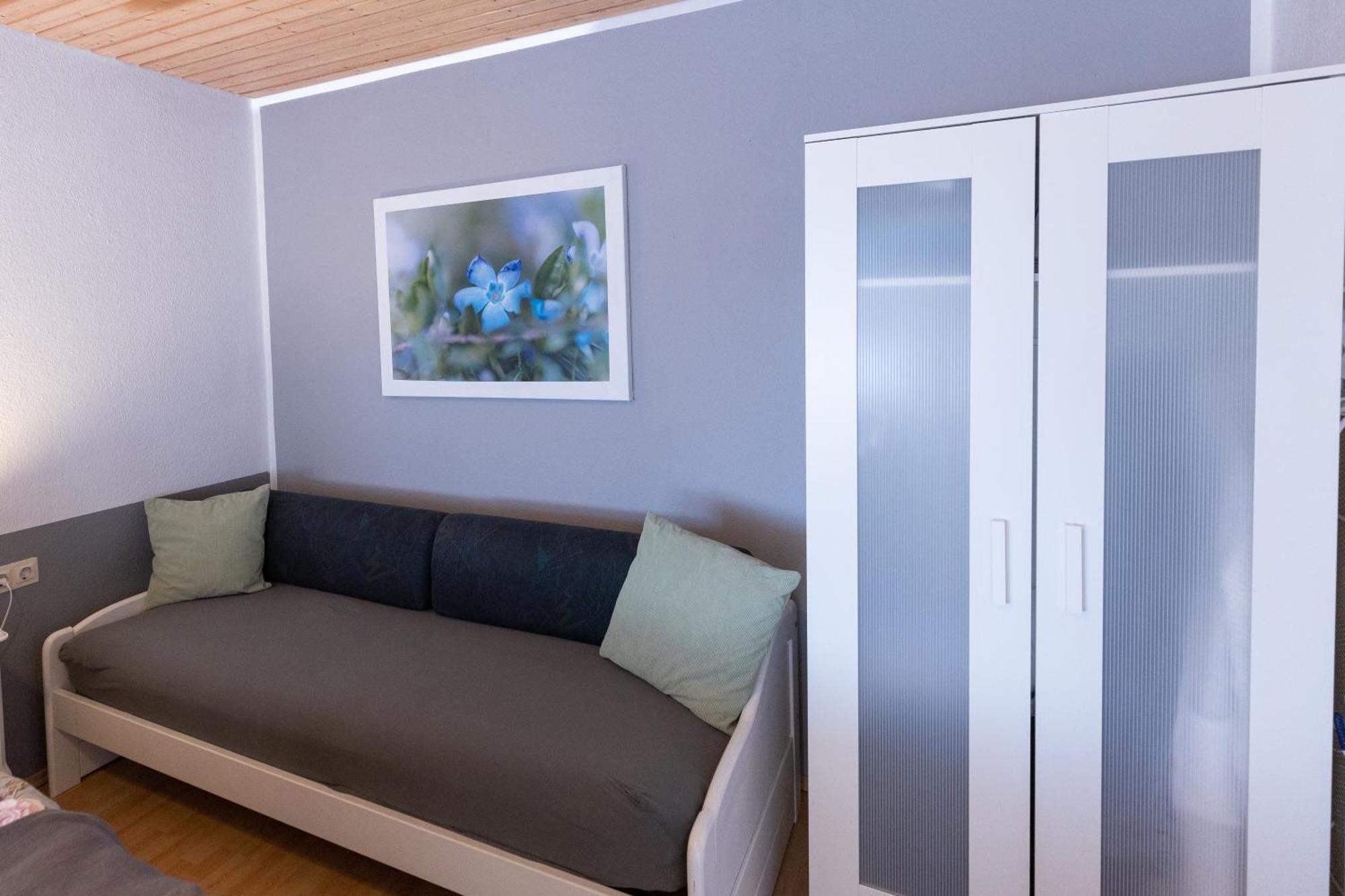 Elw, Sep. Eingang, Ueberdachte Terrasse, Naehe Backnang Apartment Althutte Ngoại thất bức ảnh